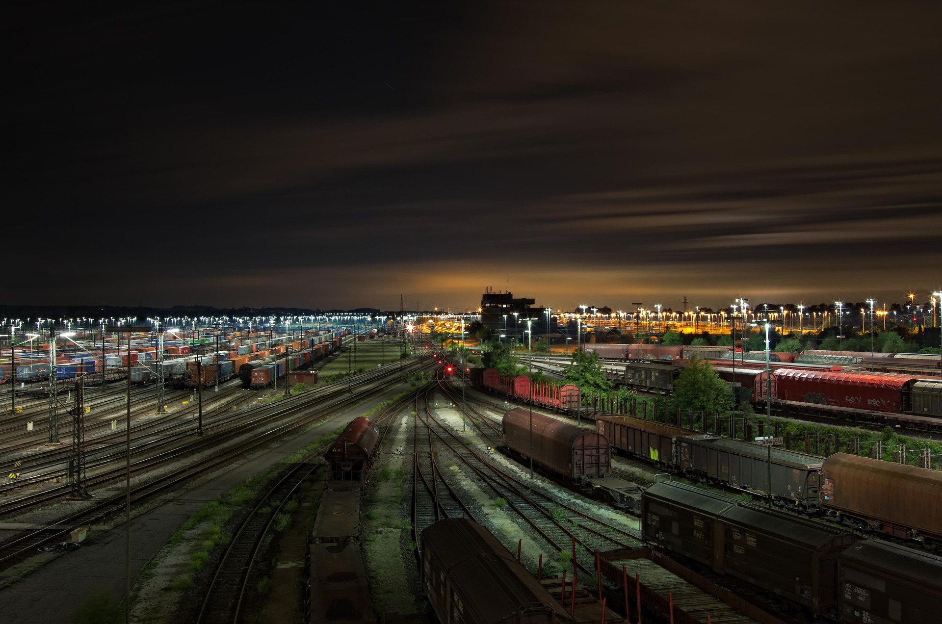 Halle der Herausforderungen: Wie innovative Software die Tourenplanung revolutioniert